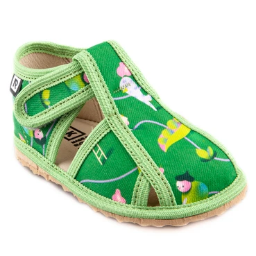 Children's slippers – peas