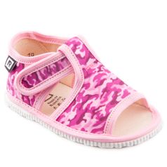 Children's slippers- camouflage pink