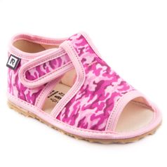 Children's slippers- camouflage pink