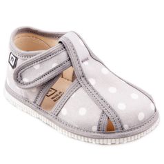Children's slippers – gray dots
